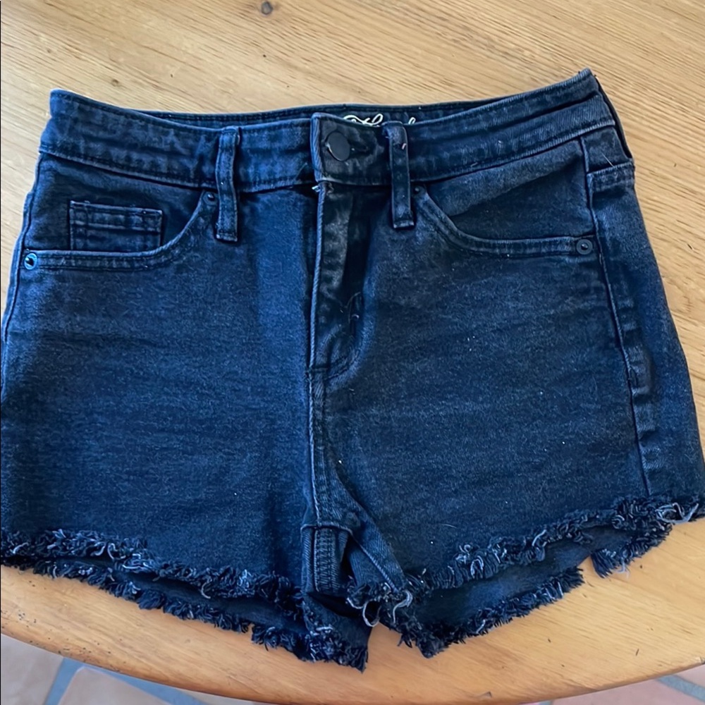 Women's Black Denim Shorts 0/25 R